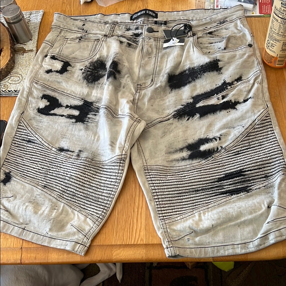 Urban Shorts in Black and Gray